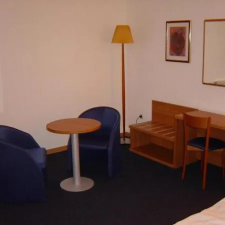 Hotel Luch *